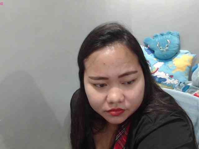 BubbleButtPinay webcam