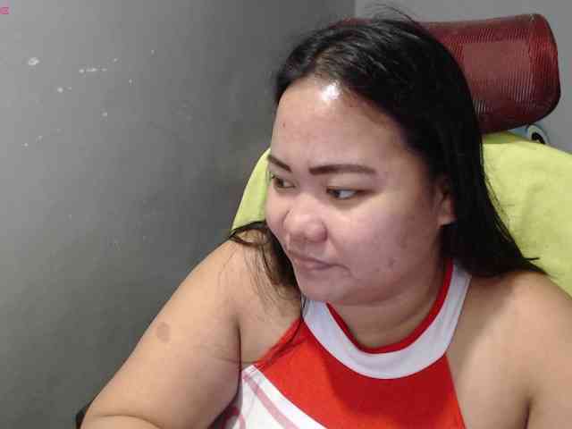 BubbleButtPinay webcam