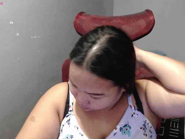 BubbleButtPinay webcam