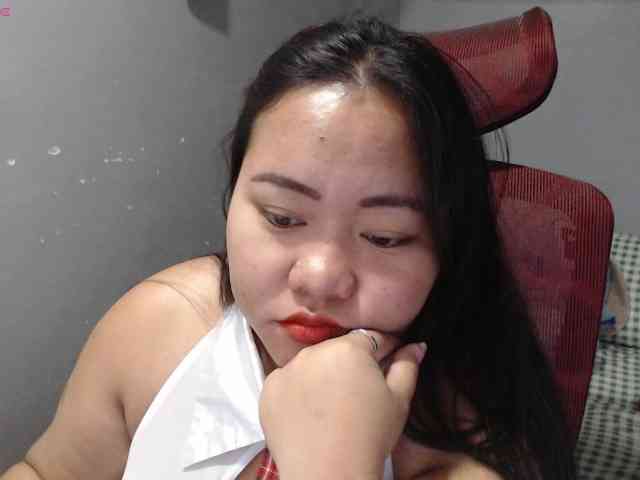 BubbleButtPinay webcam