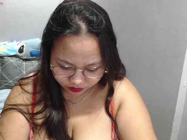 BubbleButtPinay webcam