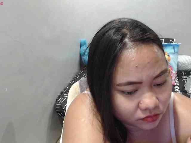 BubbleButtPinay webcam