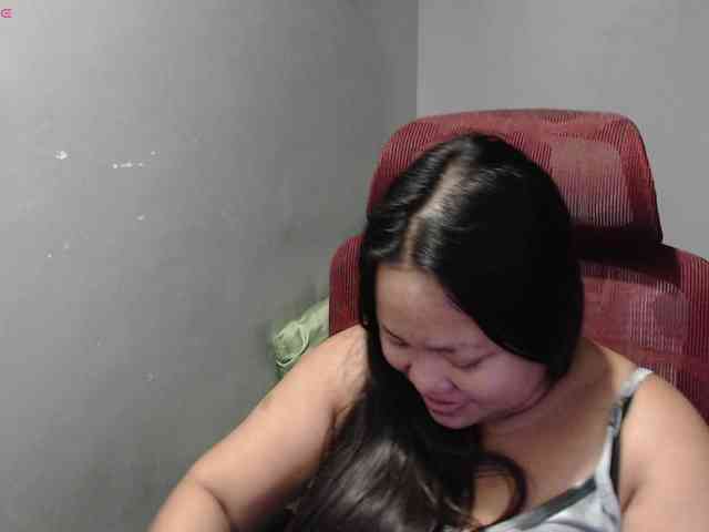 BubbleButtPinay webcam