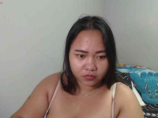 BubbleButtPinay webcam