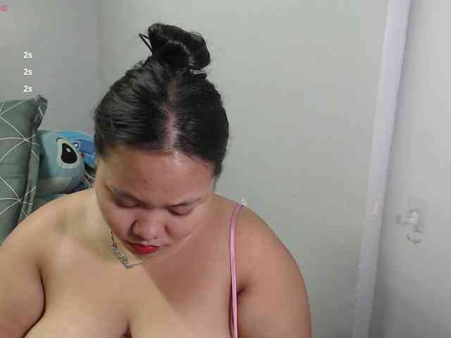 BubbleButtPinay webcam
