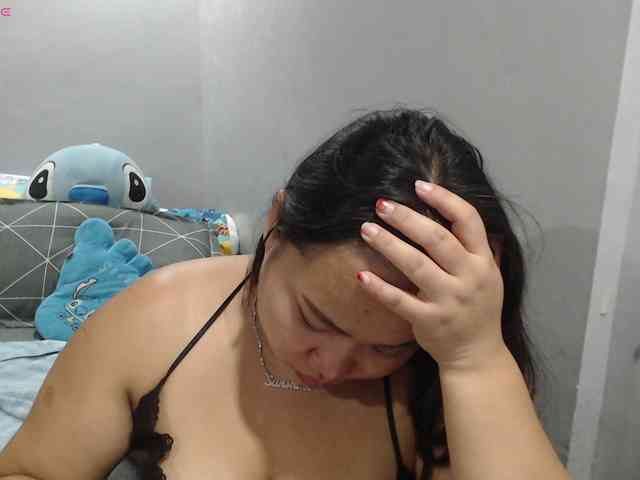 BubbleButtPinay webcam