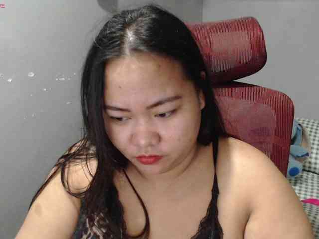 BubbleButtPinay webcam