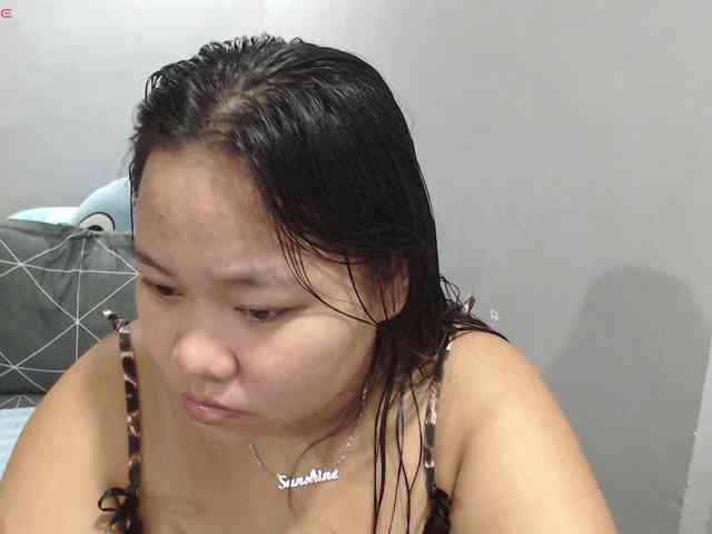 BubbleButtPinay webcam
