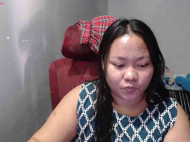 BubbleButtPinay webcam