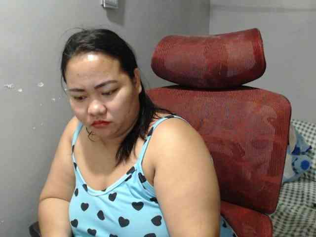 BubbleButtPinay Live Webcam on BongaCams