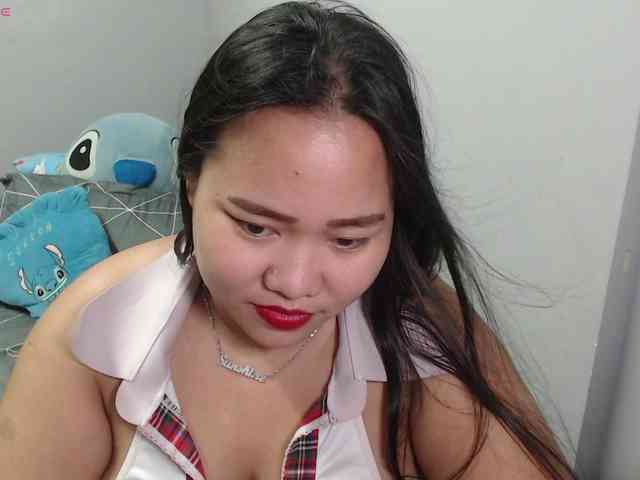 BubbleButtPinay webcam