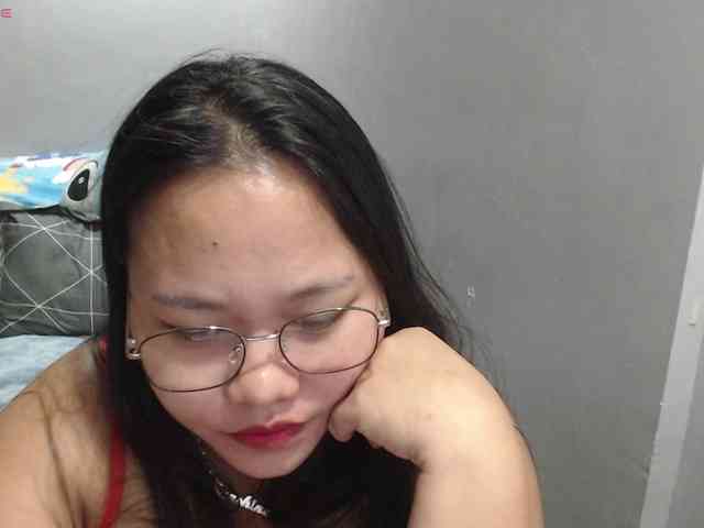 BubbleButtPinay webcam