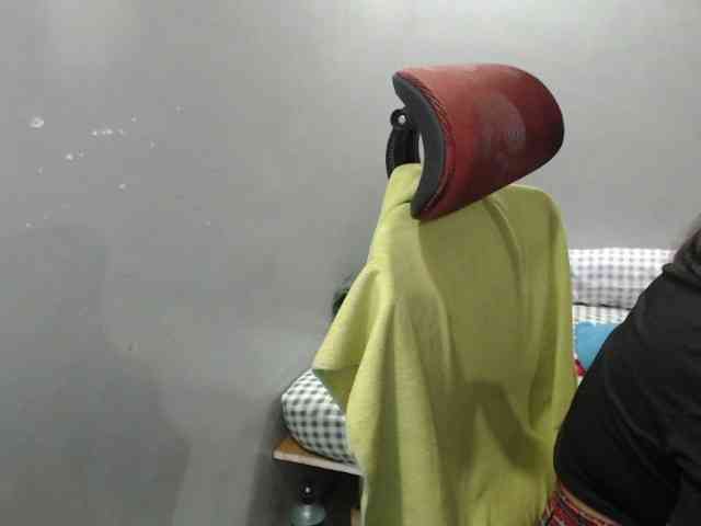 BubbleButtPinay webcam