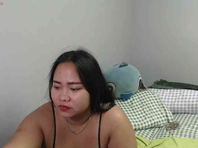 BubbleButtPinay webcam