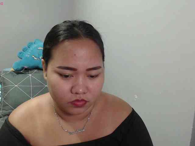 BubbleButtPinay webcam