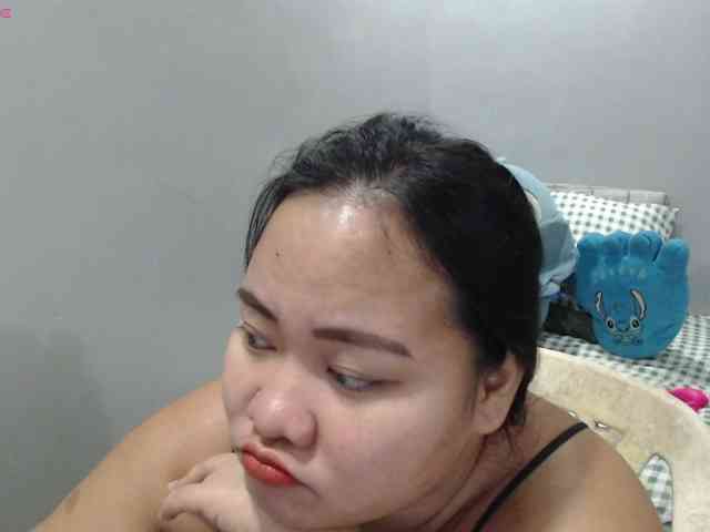 BubbleButtPinay webcam
