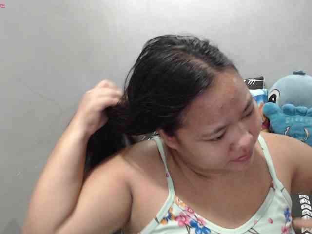 BubbleButtPinay webcam