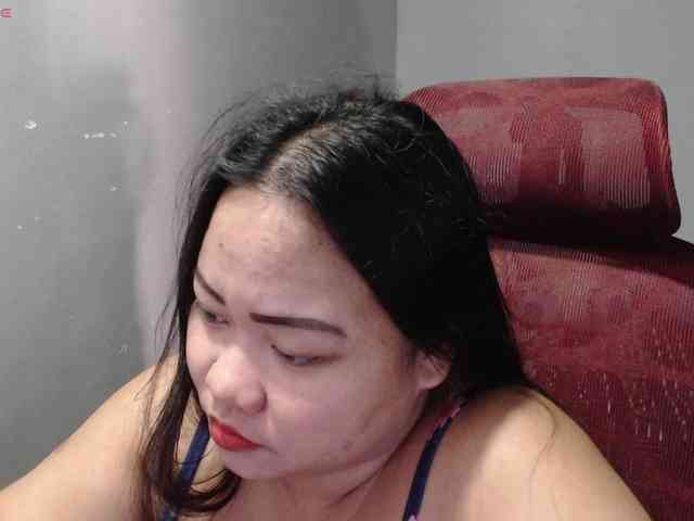 BubbleButtPinay webcam