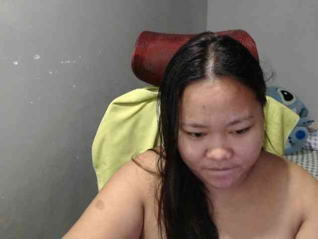 BubbleButtPinay webcam