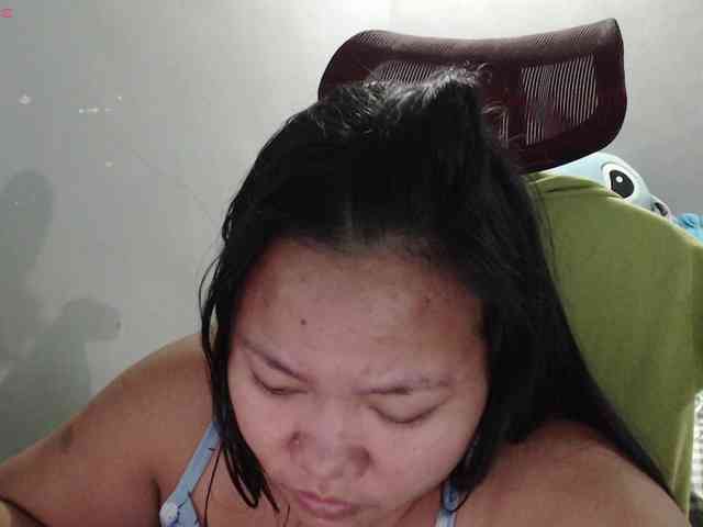 BubbleButtPinay webcam