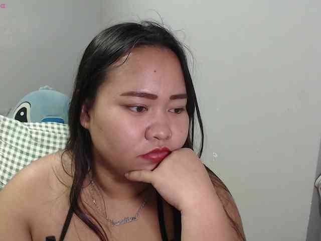 BubbleButtPinay webcam
