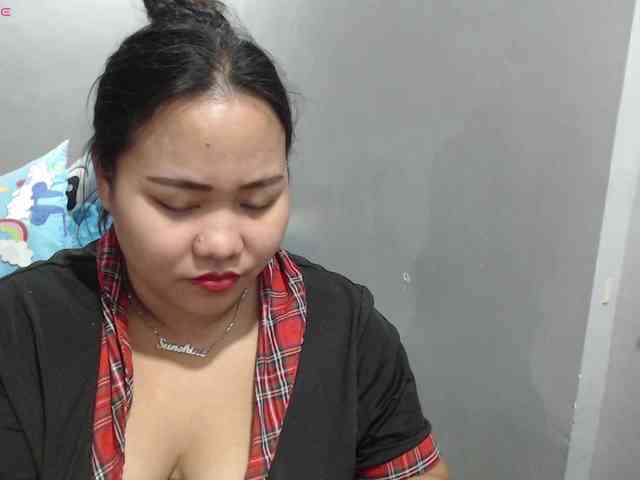 BubbleButtPinay webcam