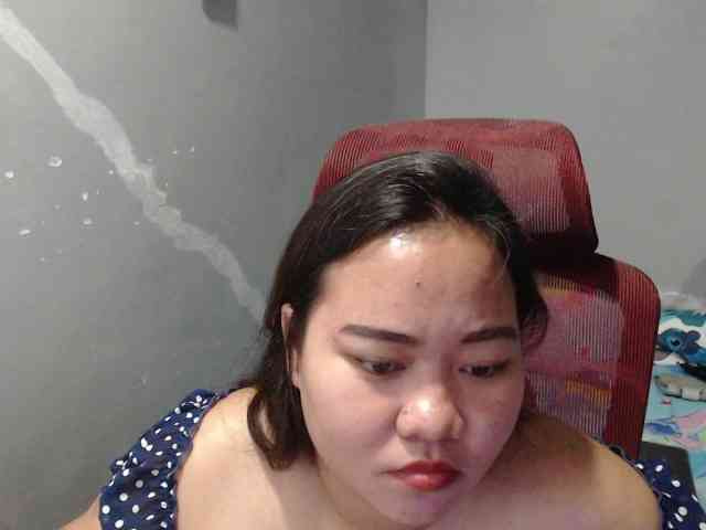 BubbleButtPinay webcam