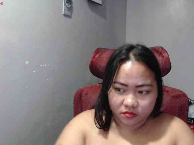 BubbleButtPinay webcam