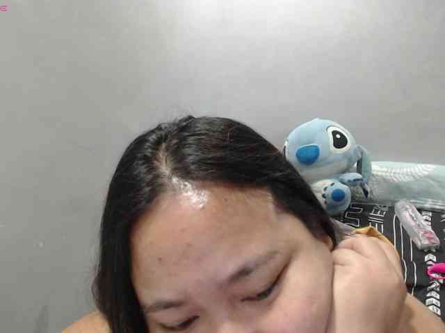 BubbleButtPinay webcam