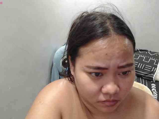 BubbleButtPinay webcam