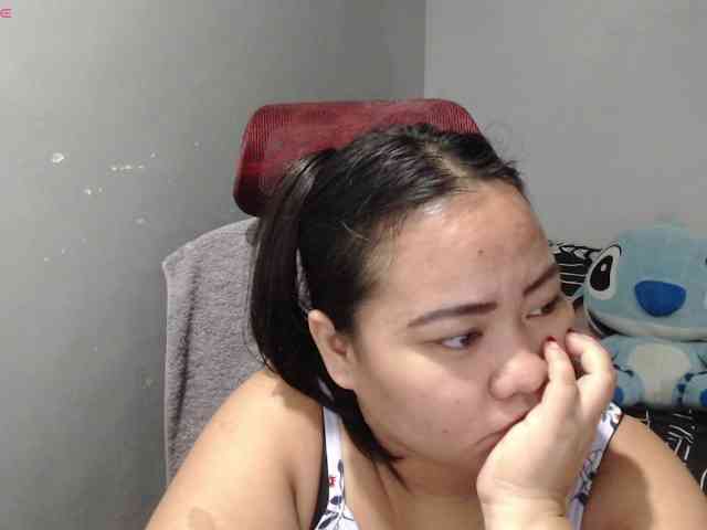 BubbleButtPinay webcam