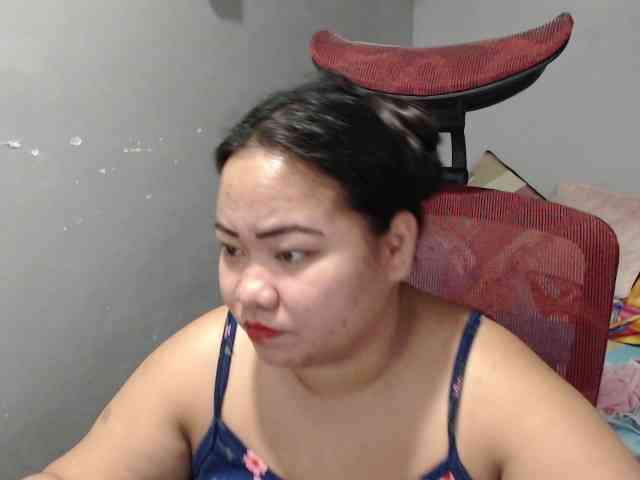 BubbleButtPinay webcam