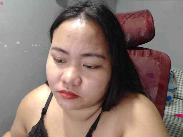 BubbleButtPinay webcam