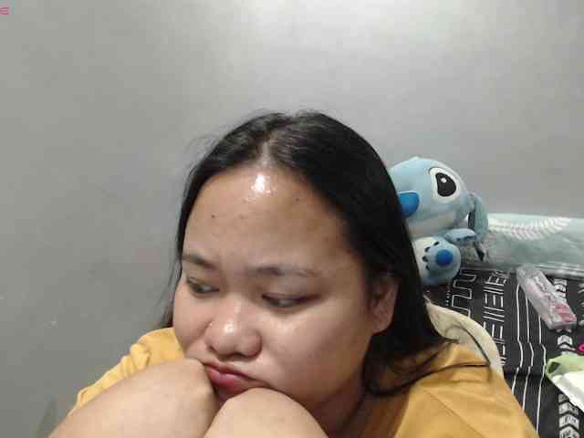 BubbleButtPinay webcam