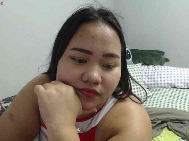 BubbleButtPinay webcam