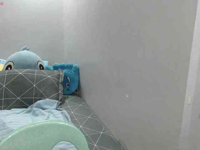 BubbleButtPinay webcam