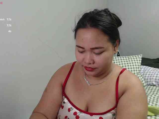 BubbleButtPinay webcam