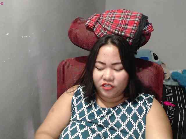 BubbleButtPinay webcam