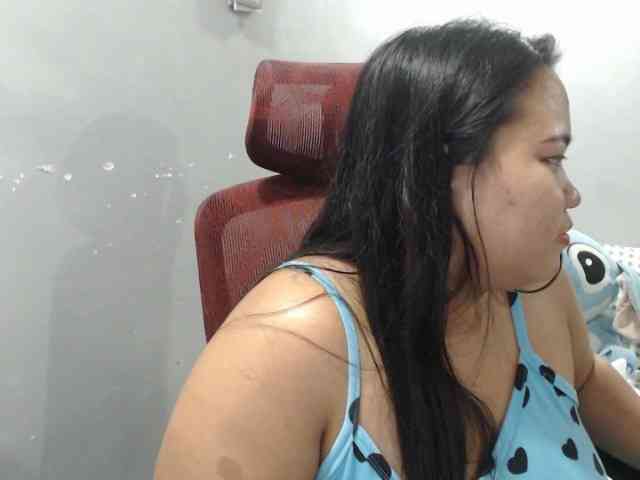 BubbleButtPinay webcam