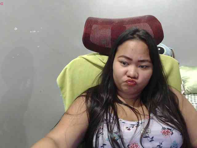 BubbleButtPinay webcam