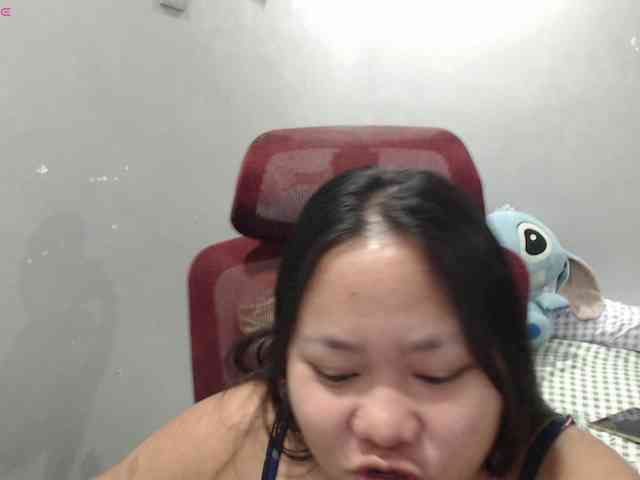 BubbleButtPinay webcam