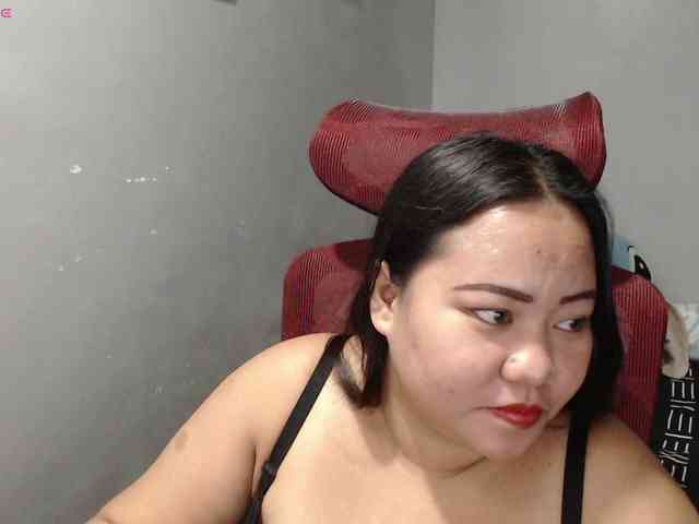 BubbleButtPinay webcam