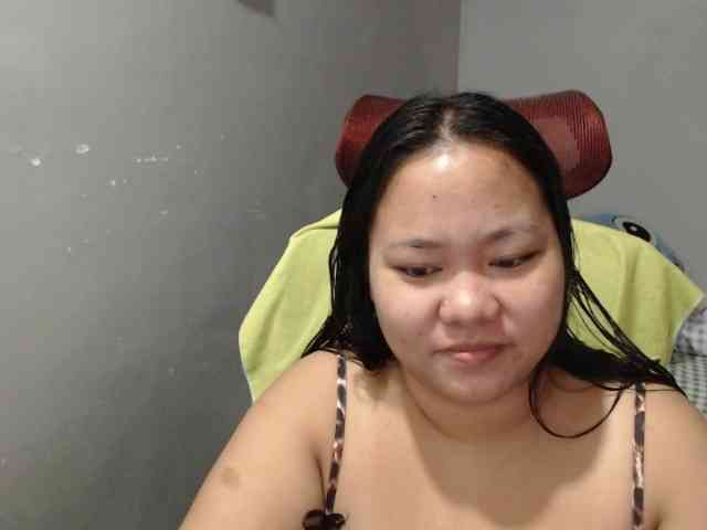 BubbleButtPinay webcam