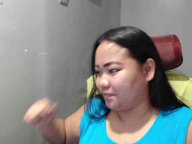 BubbleButtPinay webcam