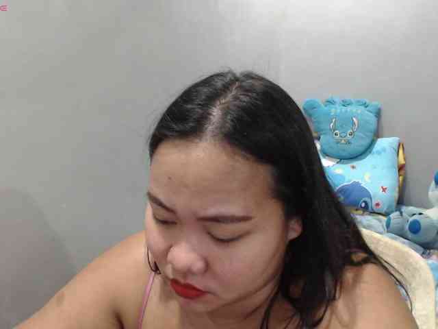 BubbleButtPinay webcam
