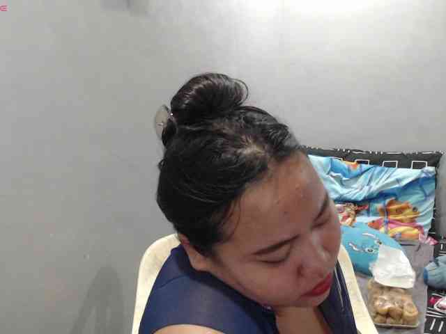 BubbleButtPinay webcam