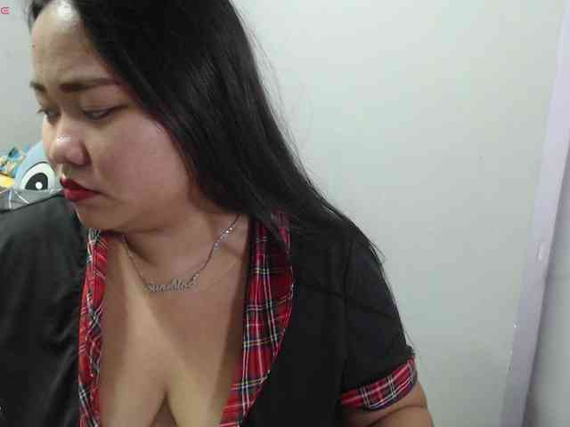BubbleButtPinay webcam