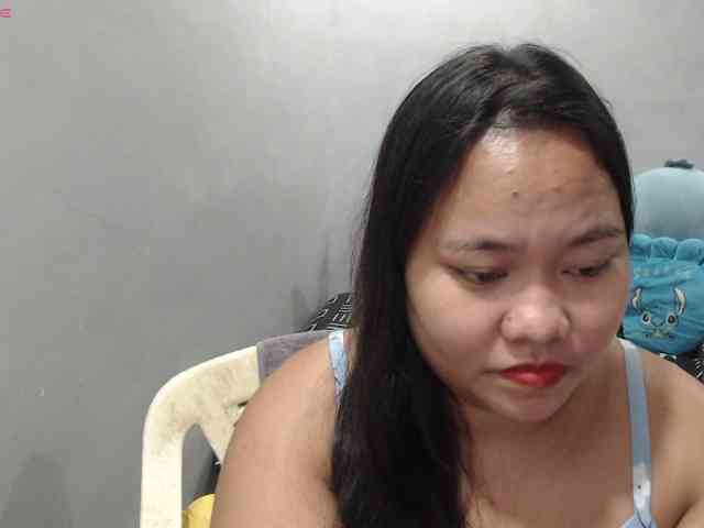 BubbleButtPinay webcam