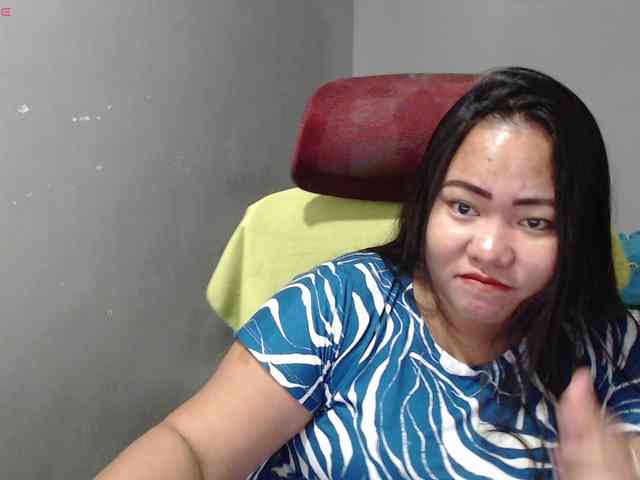 BubbleButtPinay webcam