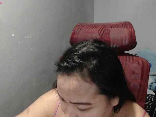 BubbleButtPinay webcam